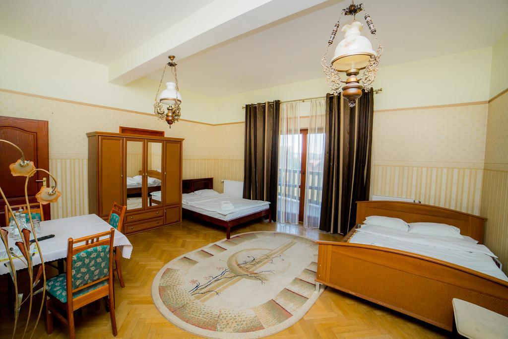 Zajazd Polonez Rzeszów Zimmer foto